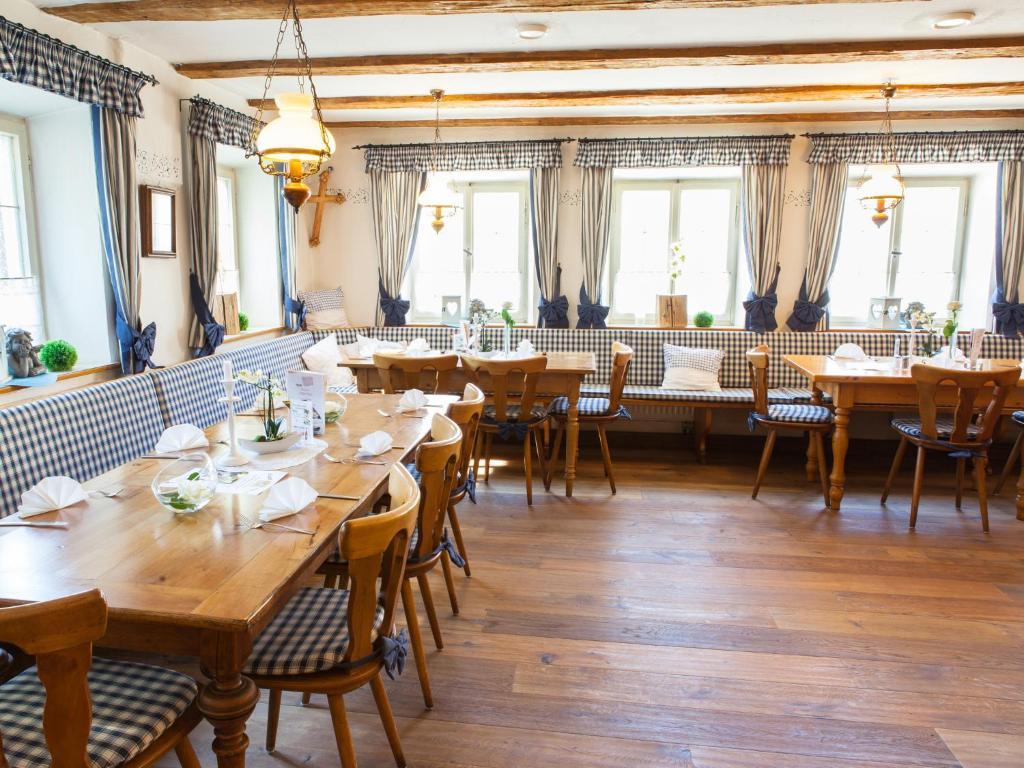 Gasthaus Zur Post Waal Екстериор снимка